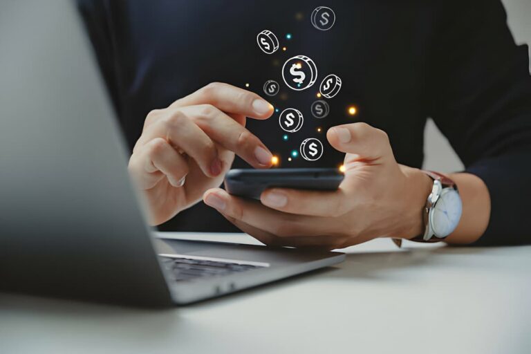 Read more about the article THE WORLD OF BANKING IS ADAPTING TO THE NEW DIGITAL LANDSCAPE